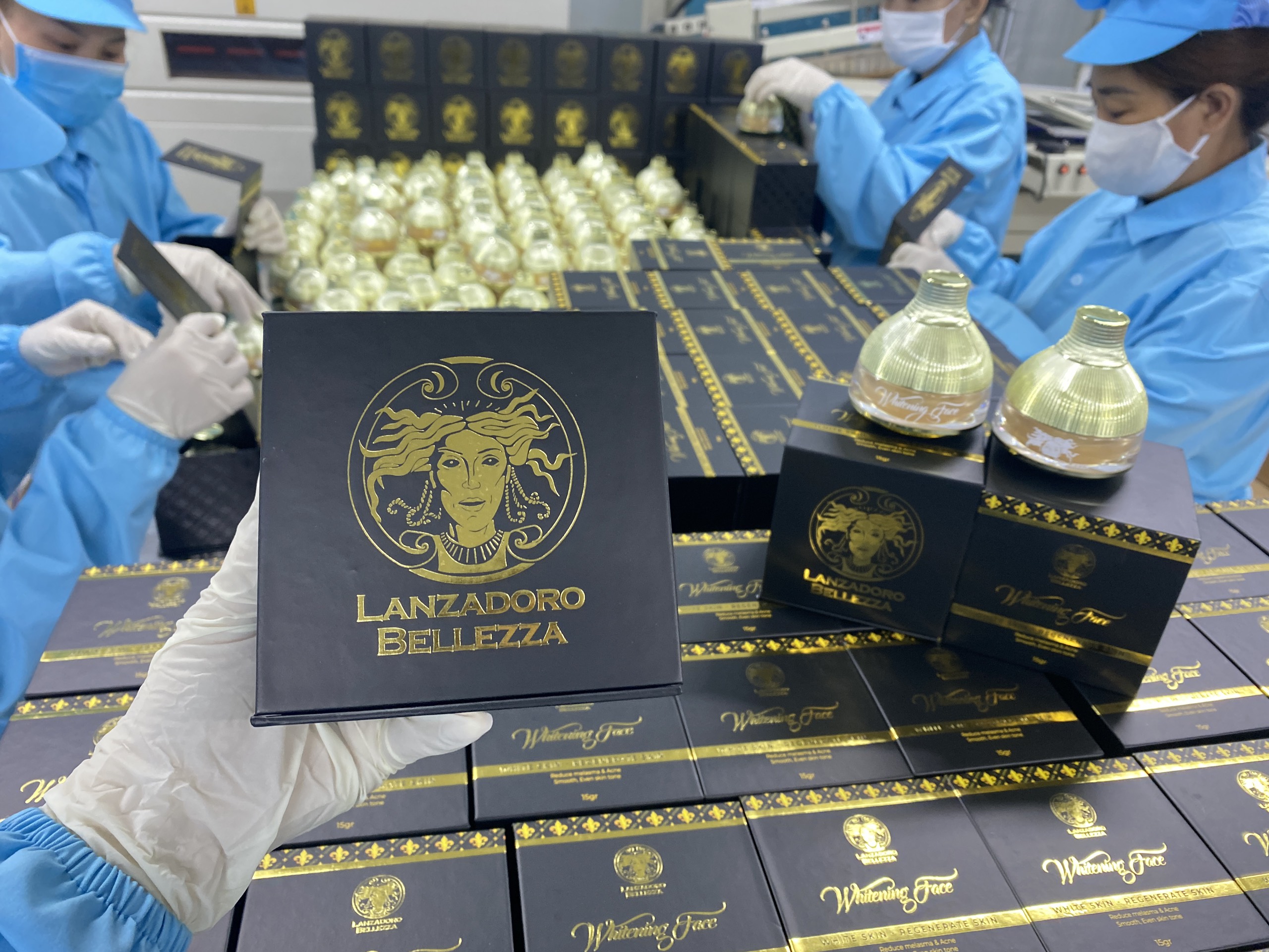 Whitening Face - kem ngày Bellezza 